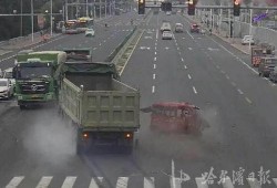 哈尔滨大货车爆料事件最新,真相与反思并行